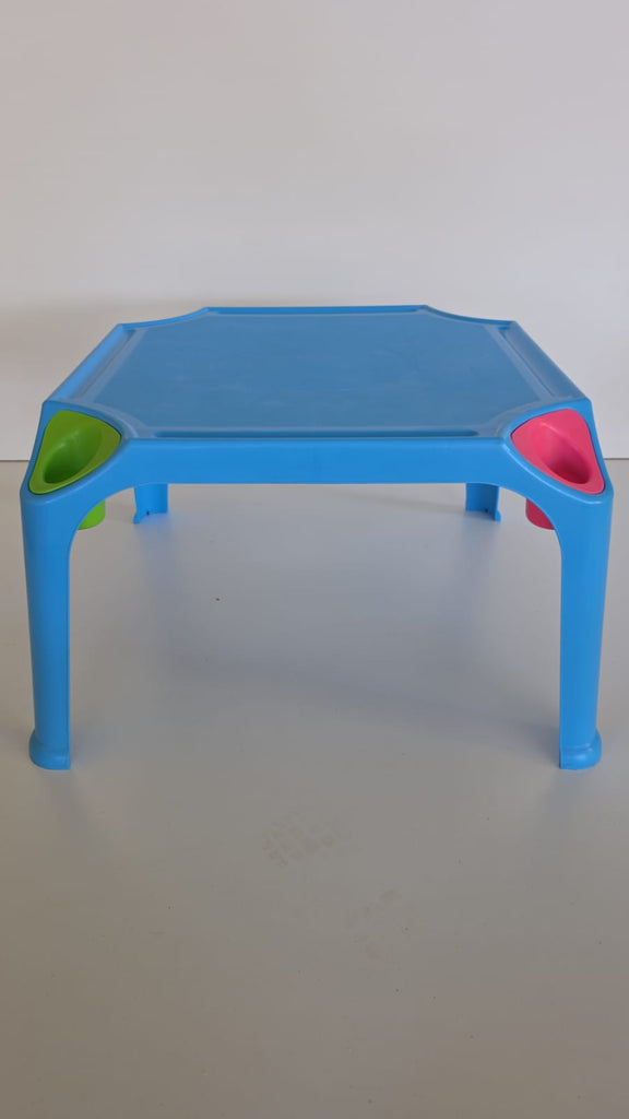 KID001 - Kiddies Table with pencil groove and holder (Virgin)