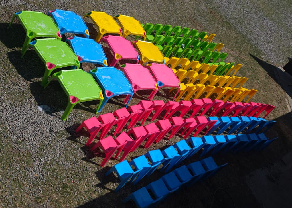 KID004 - Kiddies Chairs (Virgin) Buzz
